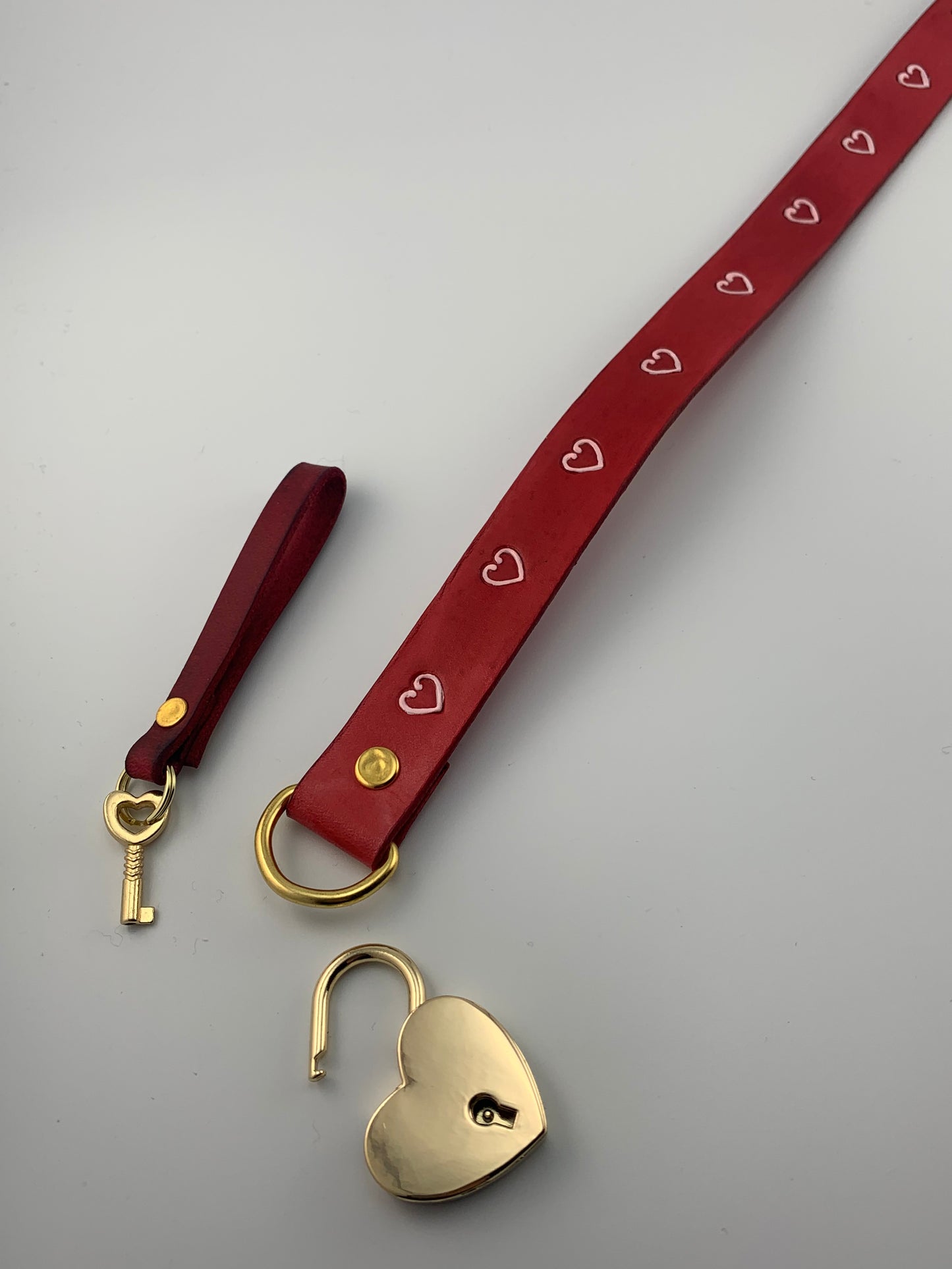 Customizable Heart Lock Leather Choker