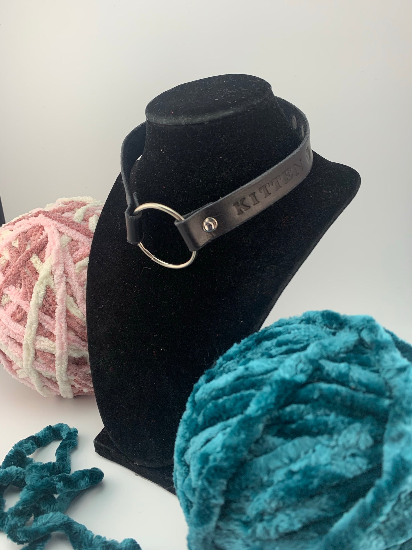Kitten Version 4 Leather Choker Collar