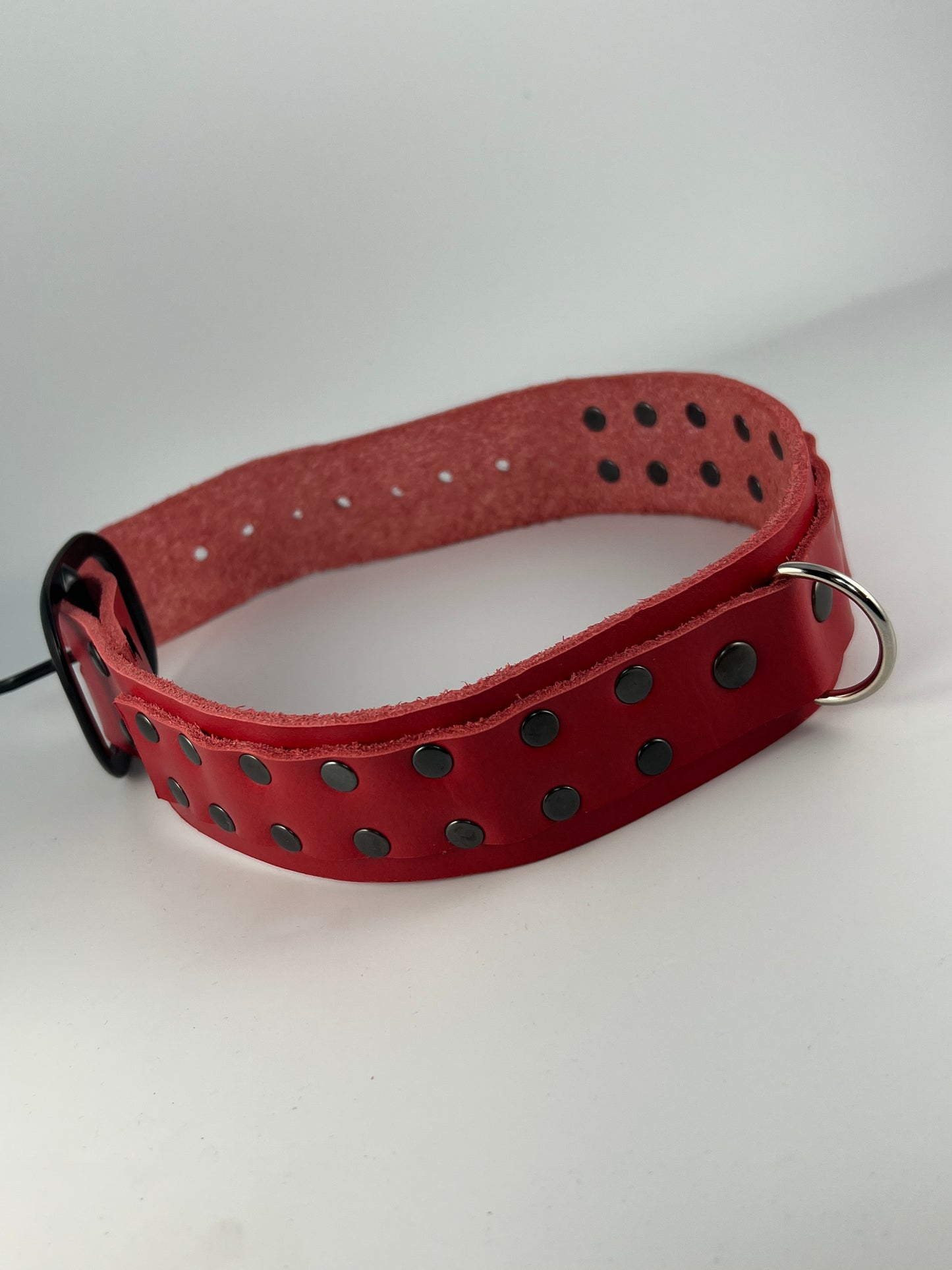 “Outlaw’s Embrace" Leather Collar