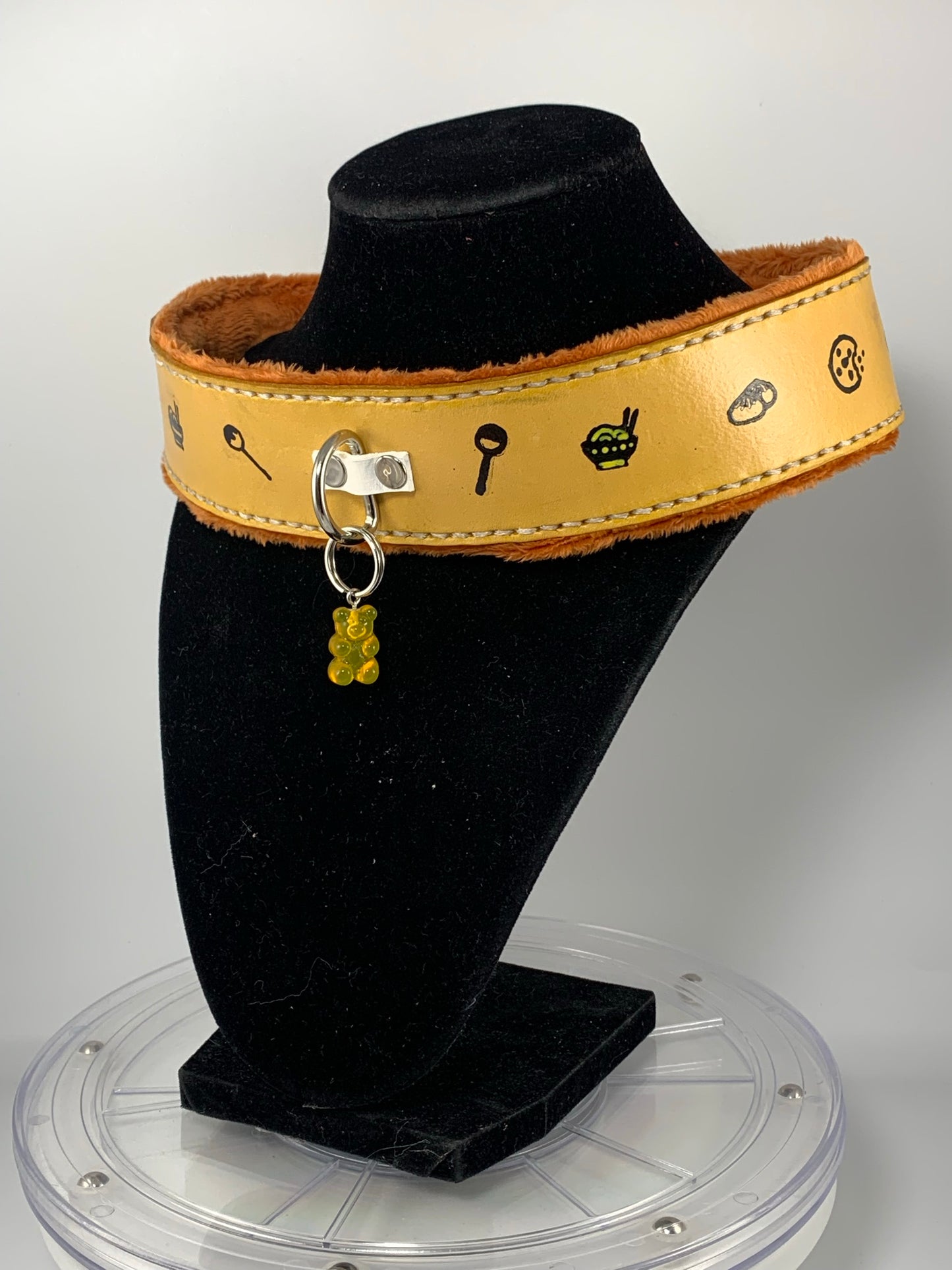 "Snack Attack" Leather Collar