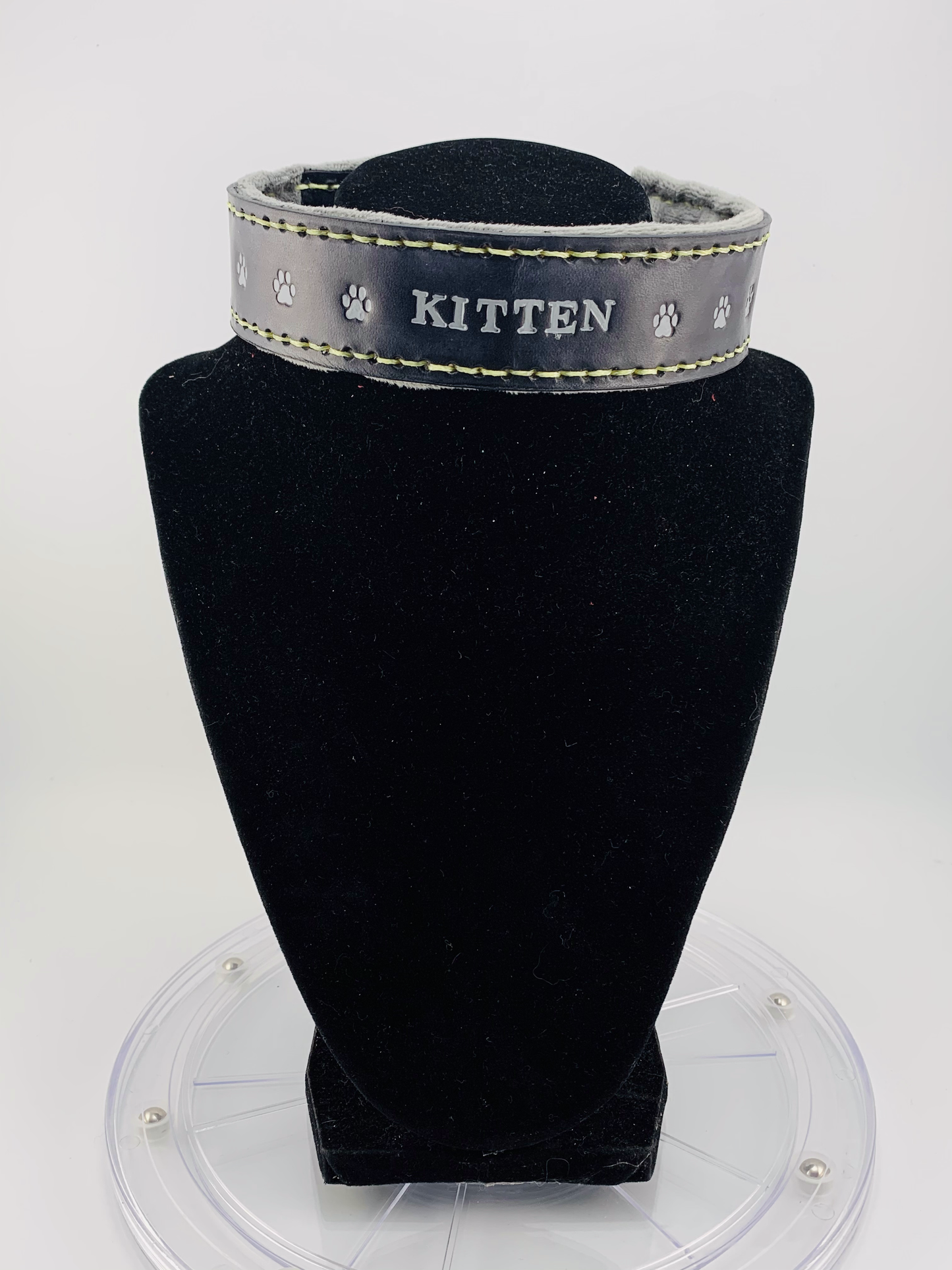 Kitten Version 3 Leather Collar